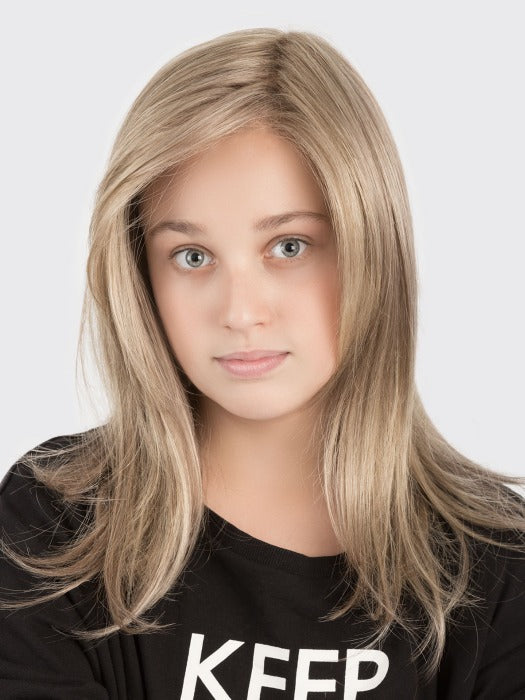 SARA by ELLEN WILLE in MIDDLE BLONDE 14.26.20 | Medium Ash Blonde, Light Gold Blonde and Light Strawberry Blonde Blend
